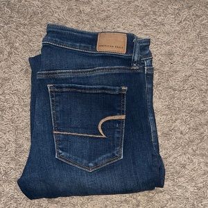 American Eagle medium/dark wash skinny jeans